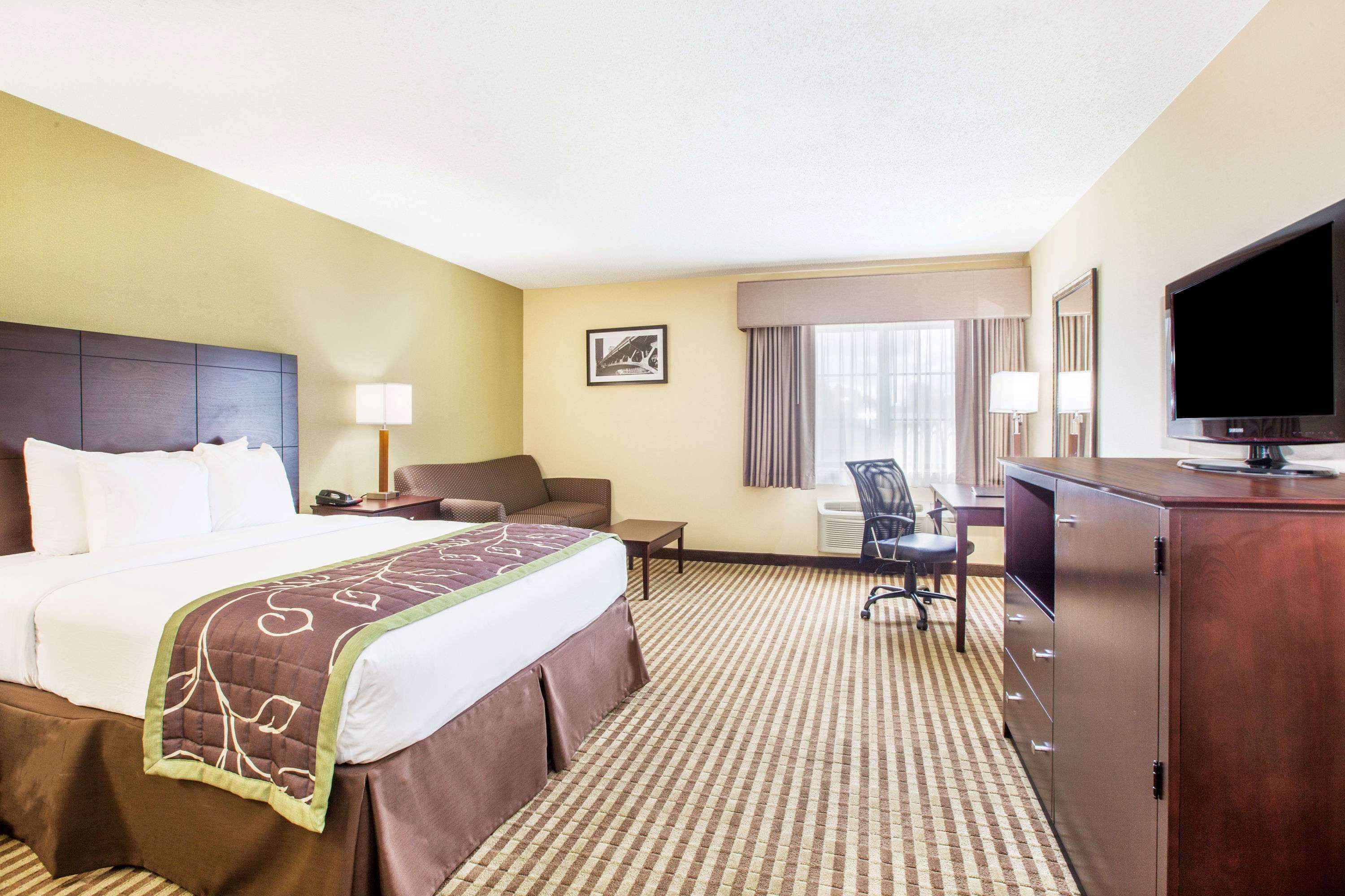 Days Inn By Wyndham Brewerton/ Syracuse Near Oneida Lake Extérieur photo